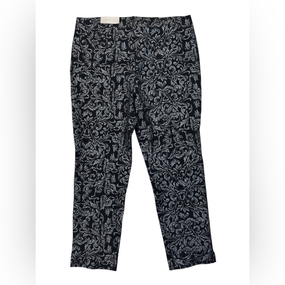 NWT Chicos So Slimming Black Juliet Flocked Scroll Ankle Pant Black Sz 2.5 US 14 - Picture 2 of 8